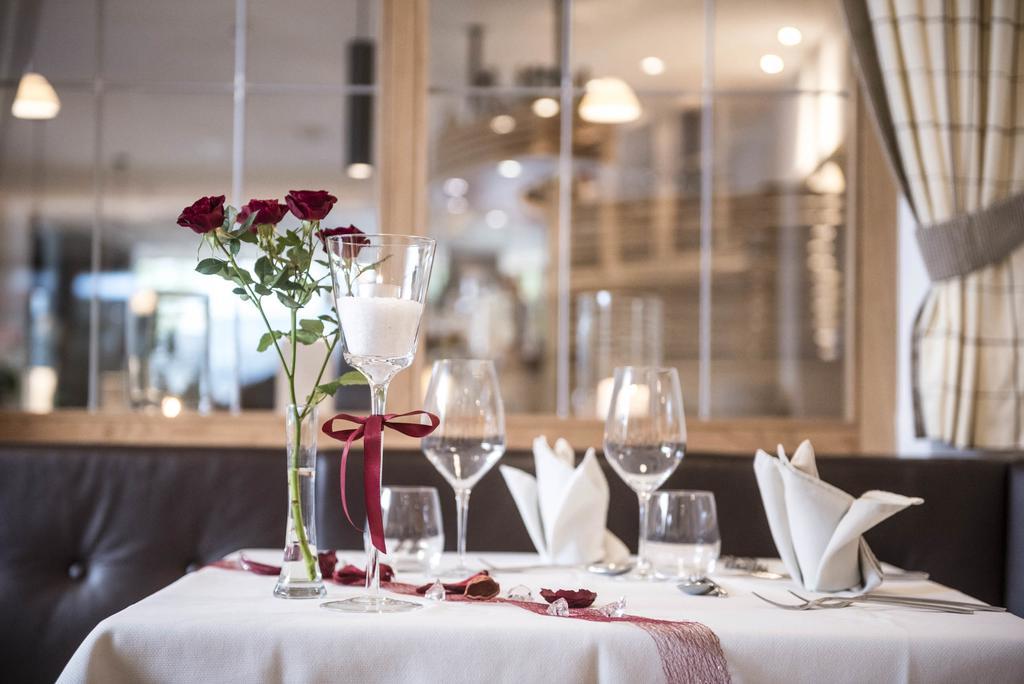 Villa Tony - Small Romantic Hotel Corvara In Badia Exterior photo