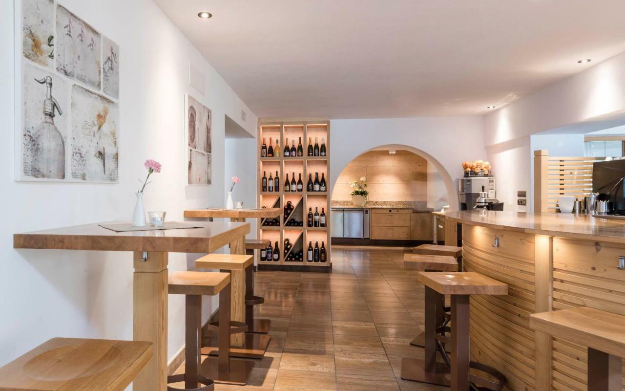 Villa Tony - Small Romantic Hotel Corvara In Badia Exterior photo